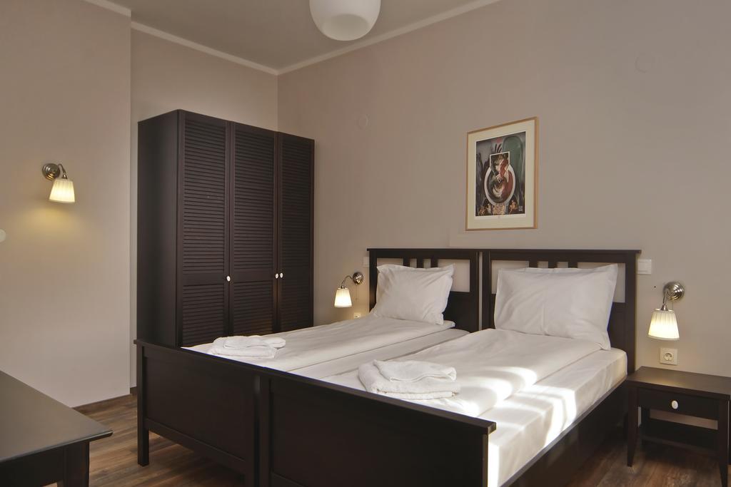 Esterra Vini Guest House Perushtitsa Exterior photo